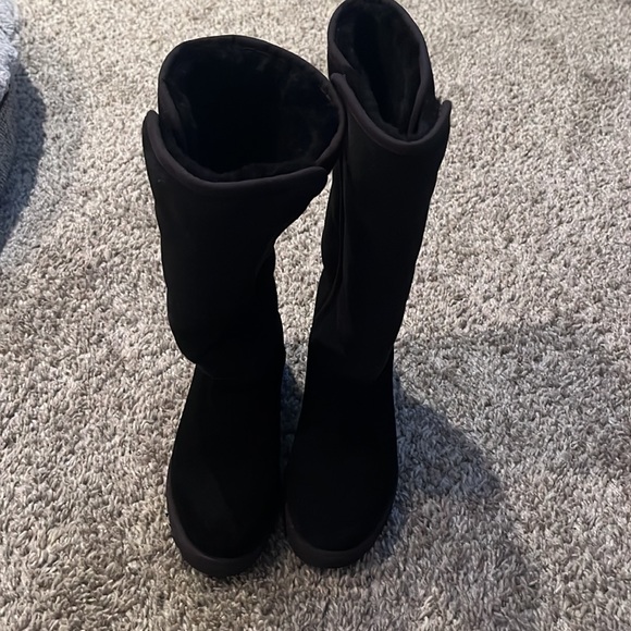 Black Ugg Boots - Classic Tall - Picture 3 of 4